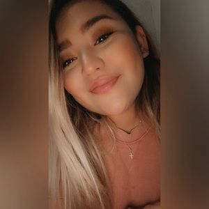 Meet your Posher, Consuelo